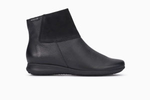 Nonie - Black 9200/6200
